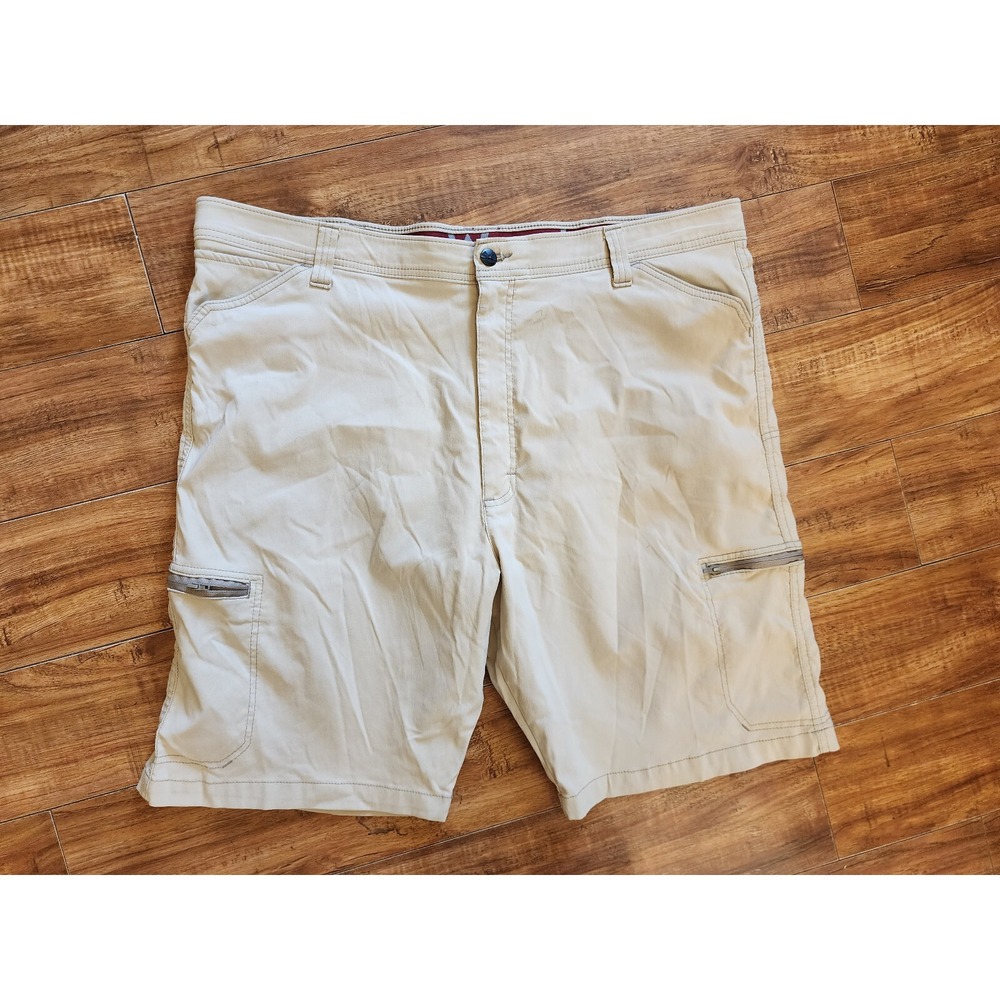 Wrangler Outdoor Zip Cargo Shorts‎ Mens 44 Khaki Nylon Hiking Fishing 10" Inseam